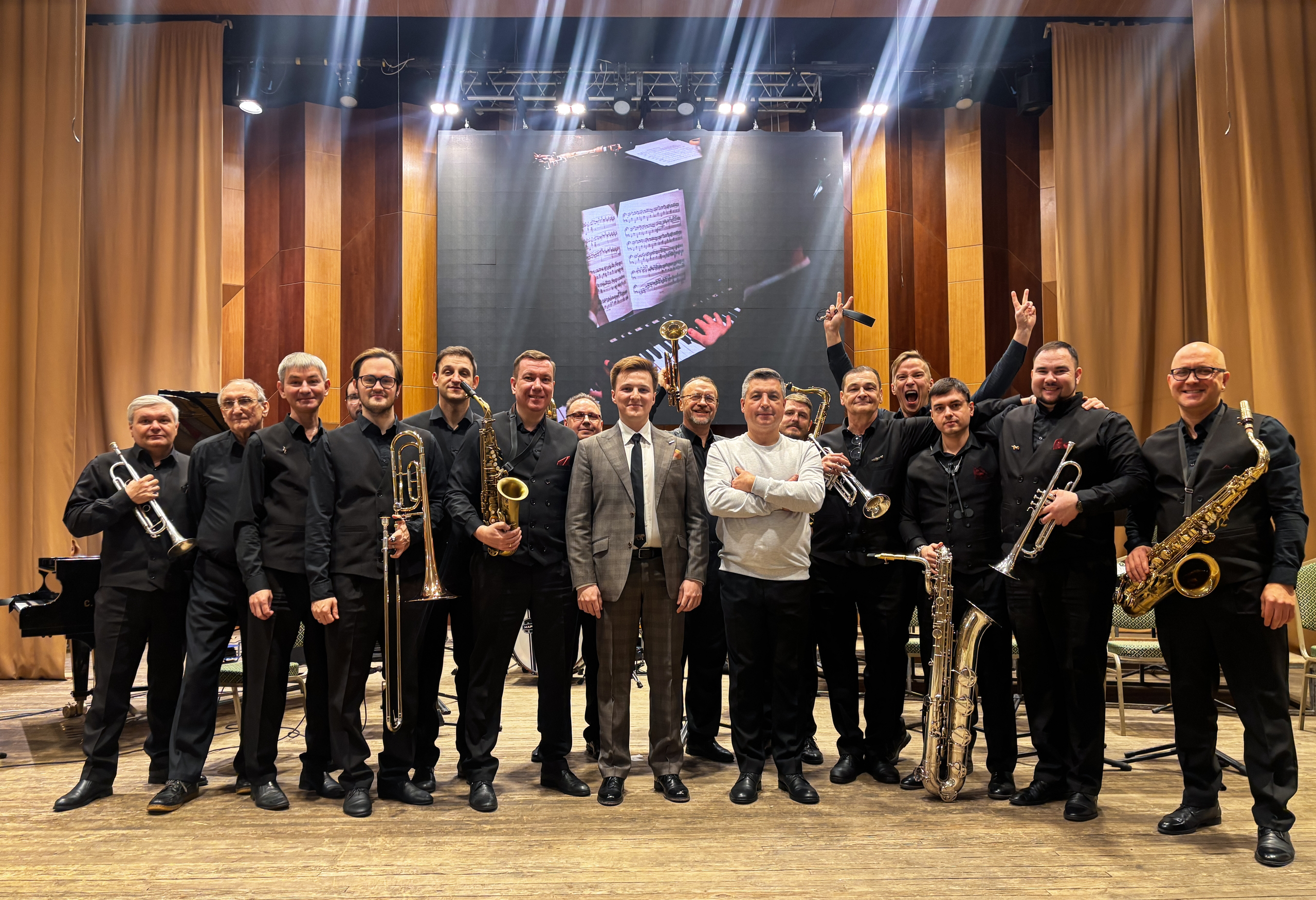 Big Band Воронежской филармонии и Сергей Архипов